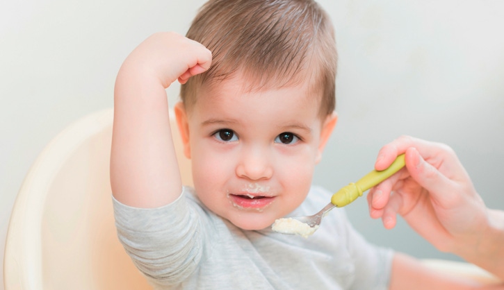 Una alimentación balanceada influye positivamente en la salud infantil 