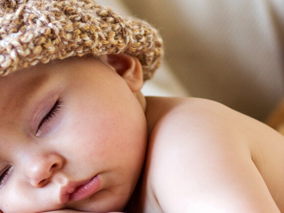 ¿Cómo ayudar a que tu bebé duerma toda la noche?